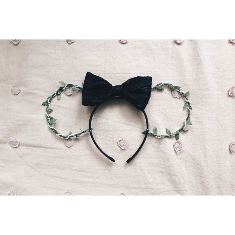 handmade Minnie Mouse ears